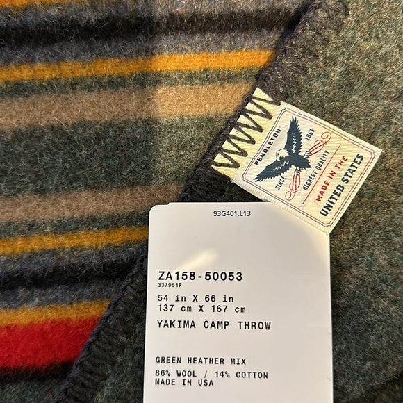 Pendleton Yakima Camp Throw - Picture 3 of 5